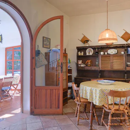 Σπίτι διακοπών Cozy In Punta Milocca With Kitchen Terrauzza
